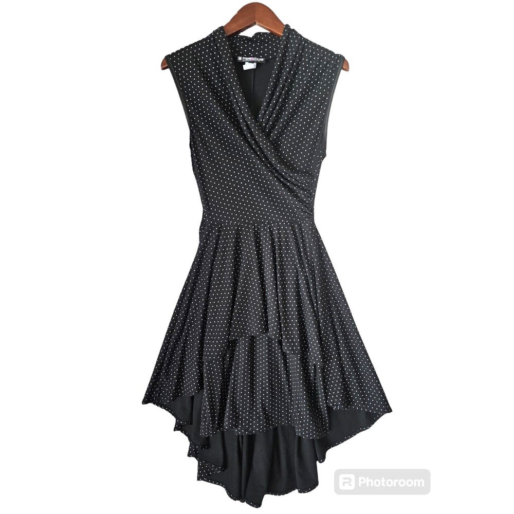 THE PYRAMID COLLECTION Women's Sleeveless Hi Low V Neck Surplice Polka Dot Dress
